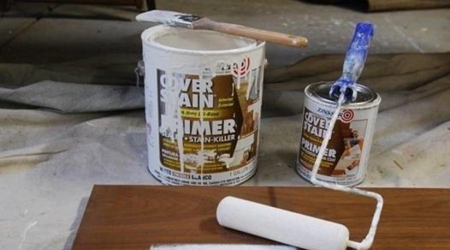 Comment peindre des meubles en blanc à la maison.  Comment repeindre un meuble en blanc De quelle couleur peindre un meuble en bois