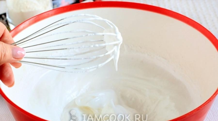 Рецепт торта со сливочным кремом. Бисквитный торт – рецепты вкусных десертов, варианты крема и пропитки для коржей