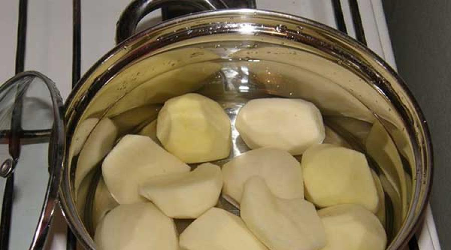 Wie man Kartoffeln richtig zerstampft oder zerdrückt.  Kartoffelpüree mit Milch