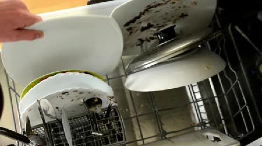 Das Geschirr ist spülmaschinenfest.  Welches Geschirr sollte nicht in der Spülmaschine gespült werden?  Regeln