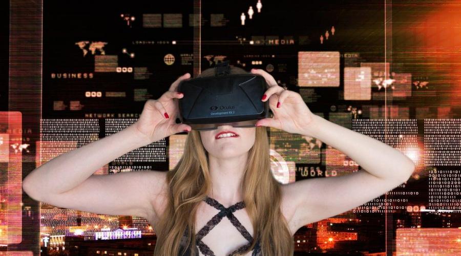 VR-Brille für Smartphone-Anwendung.  Programme für Virtual-Reality-Brillen für Android