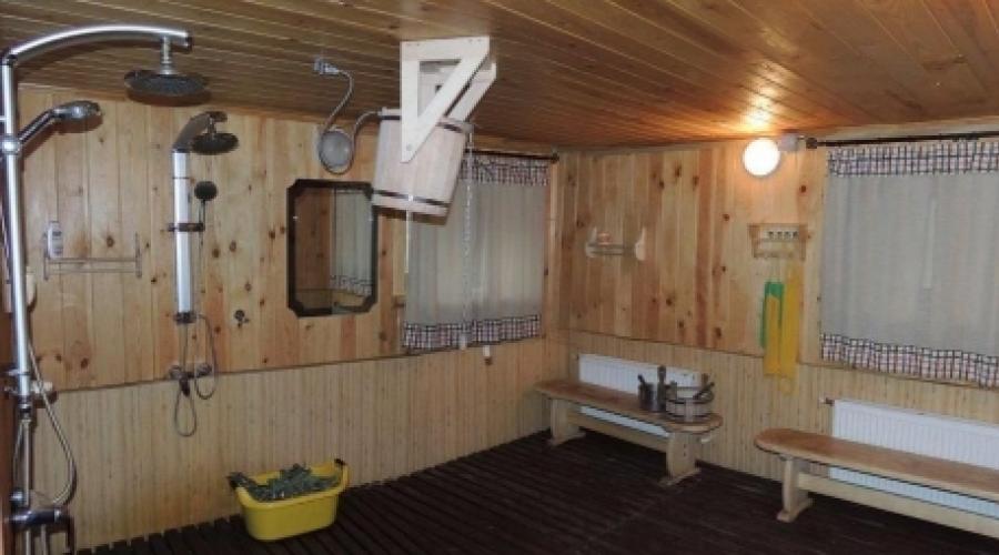 Bad: Layout und erstaunliche Lösungen für kompakte Gebäude.  Optimales Bad: Was ist das?  Russisches Bad mit Dampfbad und Waschbecken