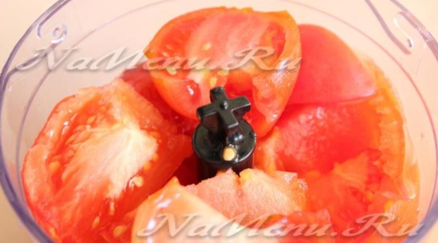 Tomatensauce mit Pfeffer und Knoblauch.  Rezept für Paprika- und Tomatensauce